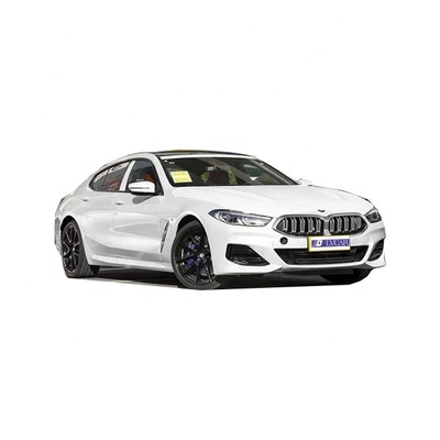 BMW 840i 2023 voiture haute puissance avec quatre portes et fenêtre arrière électrique