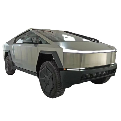 Camion électrique tout-terrain Silver Tesla Cyber avec carrosserie en acier et vitesse maximale de 180 km/h