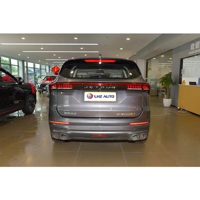 Le phare LED Jetour X70 Le meilleur SUV familial de 1,5L avec écran tactile et phares LED