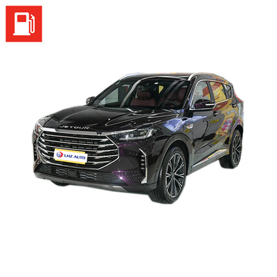 Le SUV de Chery Jetour X70 en 2024 avec chauffage électrique réglable et miroirs pliants.