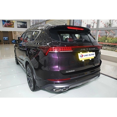 Le SUV de Chery Jetour X70 en 2024 avec chauffage électrique réglable et miroirs pliants.