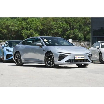La version 2024 Neta S 1160 km/h avec 8 airbags et freins à disque avant et arrière