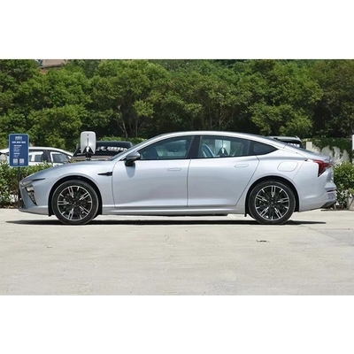 La version 2024 Neta S 1160 km/h avec 8 airbags et freins à disque avant et arrière