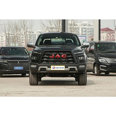 JAC T9 Le pick-up à essence 4 roues motrices avec 6 airbags et couple maximal de 300-400 Nm en 2024
