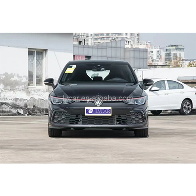 Efficacité et puissance combinées 2023 Volkswagen Golf GTI avec couple maximal 350 Nm
