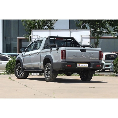 Découvrez la puissance de la camionnette JAC T9 A 4 portes 5 places ABS dans l'année à venir