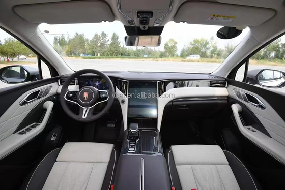 2024 HongQi HS7 SUV noir de taille moyenne à grande avec conduite à gauche et sans support de toit