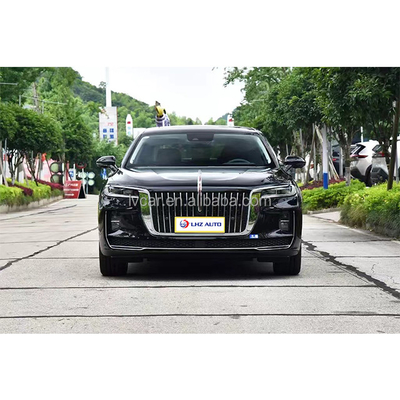 185 kW Puissance maximale HongQi H9 Voiture chinoise populaire avec conduite à gauche et puissance de carburant