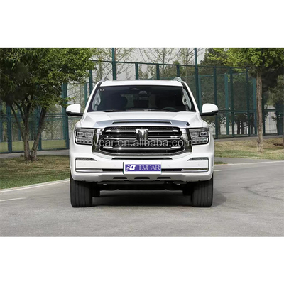 Tank 500Hi4-T A 2023 SUV de taille moyenne à grande avec système de direction électrique et puissance maximale de 300 kW