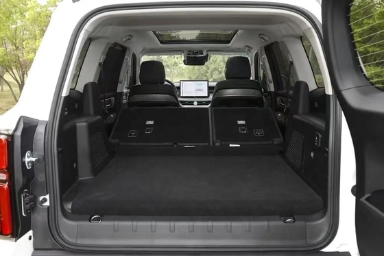 SUV Tank 500 Hybride rechargeable de luxe hors route avec volant multifonctionnel
