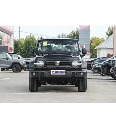 6 Changement de vitesse vers l'avant Grand réservoir 300 Voiture d'occasion avec R17 Taille du pneu et lumière électrique LED