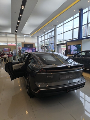 Autonomie de croisière de 515 à 705 km Véhicule 100% électrique Chang'an Shenlan SL03 Sports Car