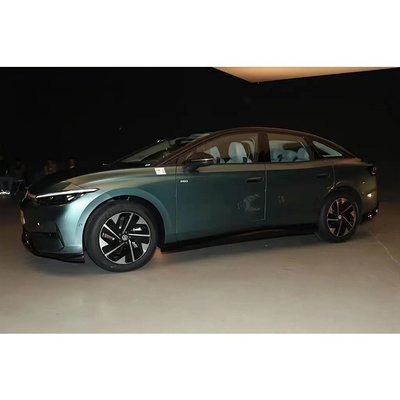2024 Volkswagen ID7 est la première berline de la série ID avec 150 kW et 310 Nm de couple.