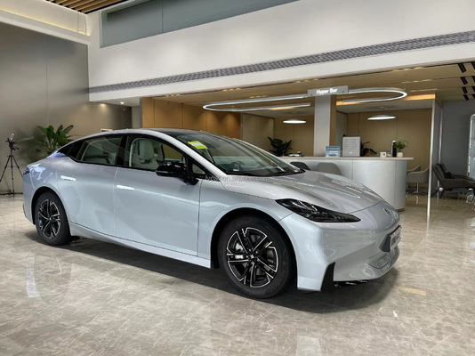 Pure électrique / 100% voiture électrique HAOBO GT 4 portes 5 places AION voiture de sport et belle