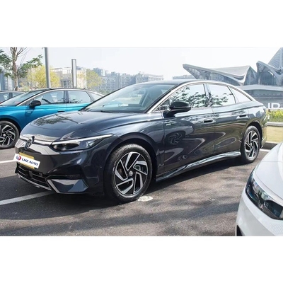 ID7 La première berline de la série Volkswagen ID pour une puissance maximale de 150 kW et 45 sièges