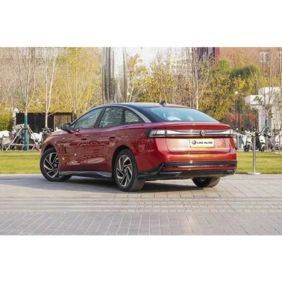 La berline sportive Volkswagen ID7 A 2024 avec une puissance maximale de 150 kW et une vitesse maximale de 155 km / h