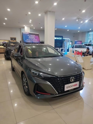 2700MM Arête et poids de 1000kg-2000kg 2024 Changan EADO Sedan SUV électrique Voiture