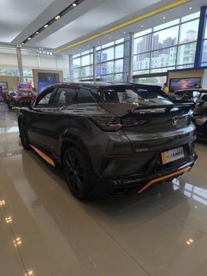 Changan UNI-T 1.5T SUV 5 portes 5 places 4535*1870*1565 et faible coût total de possession