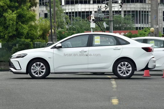 Chevrolet Monza Cruze 1.5L voitures électriques EV voiture berline adulte LED caméra cuir blanc standard Turbo ACC
