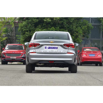 Vitre avant électrique et ESC 2022 Chevrolet Monza Hybrid avec intérieur en cuir foncé