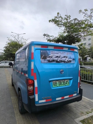 LED Electric Light Van 40000 km kilométrage sièges en cuir et fonctionnalités multiples