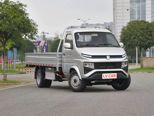 Mini-camions Geely Fengrui F3E 4x4 avec une capacité de batterie de 55,7 kWh et un temps de charge d'une heure