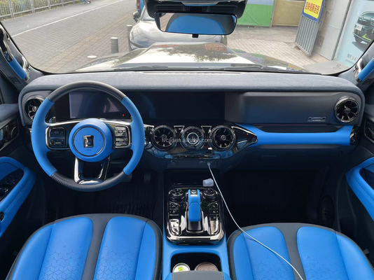Tank 300 SUV voiture avec caméra arrière et climatisation automatique en version personnalisée