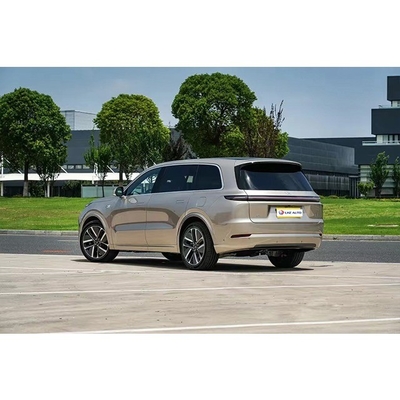 Li L9 La voiture chinoise à longue endurance et à 6 places hybride rechargeable est maintenant en Russie
