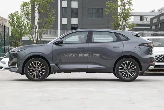SUV à moteur unique RWD 2024 Changan Uni-k avec structure de carrosserie à 5 portes et 5 places