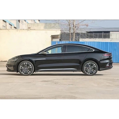 BYD Han Champion Edition 2024 Véhicule électrique de luxe à distance avec 180 kW de puissance maximale