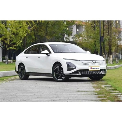 La berline de 2024 de la classe A de Wuling Motors avec une vitesse maximale de 145 km/h et une longue endurance