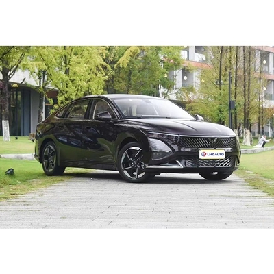 Véhicule énergétique 2024 Wuling Xingguang PHEV 5 portes 5 places berline de classe A avec longue portée