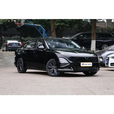 Le Wuling Starlight Une berline de classe A à cinq portes et cinq places avec une vitesse maximale de 145