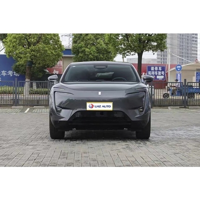 Une voiture 100% électrique, le SUV de luxe le plus vendu en 2024 avec une accélération de 3,98s.