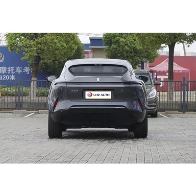 Une voiture 100% électrique, le SUV de luxe le plus vendu en 2024 avec une accélération de 3,98s.