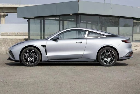 Pure Electric NETA GT La voiture de sport GT à deux portes ultime 2024 avec une accélération de 3,6 s
