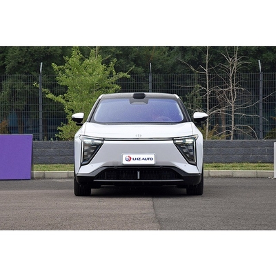 Découvrez la puissance du SUV 100% électrique Hiphi Y avec une autonomie de 650 km et une accélération de 7,1 s