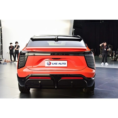 Vitesse maximale de 200 km/h et capacité de 5 places Hiphi X le Mecha Guerrier du futur