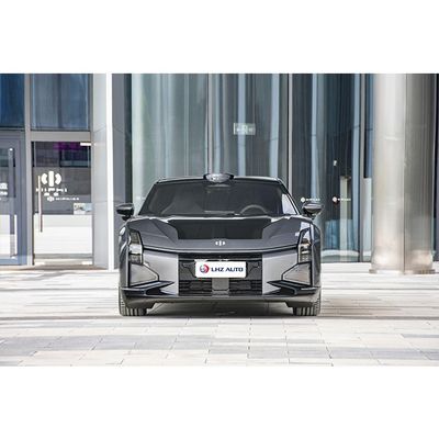 Découvrez la puissance de la voiture de sport électrique à 5 portes pour les amateurs de luxe