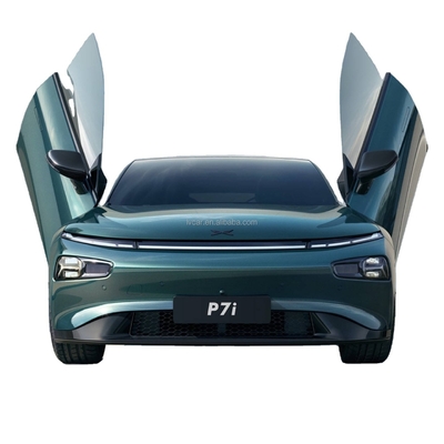 Xpeng P7 Ev 5 places SUV électrique avec couleur intérieure sombre et type de moteur turbo