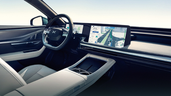 Xpeng P7 Ev 5 places SUV électrique avec couleur intérieure sombre et type de moteur turbo