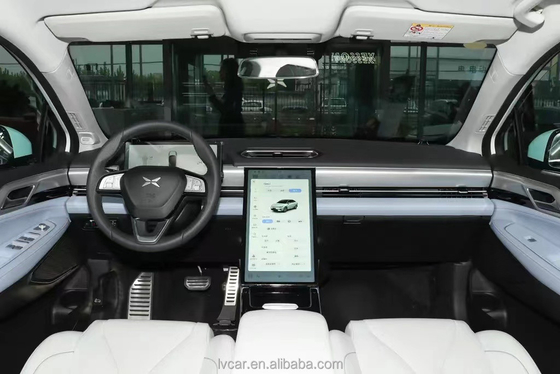 Véhicule électrique XPENG P5 Longue portée 460KM Energy Car 2023 Cruise Control ACC SUV