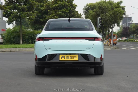 Véhicule électrique XPENG P5 Longue portée 460KM Energy Car 2023 Cruise Control ACC SUV