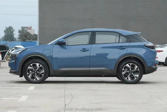 Direction gauche conduite type Neta U Nezha U-II 400 500 Pure SUV électrique pour adulte