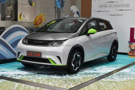 BYD Dolphin 420KM GRATUIT Fashion Knight voiture électrique d'occasion avec 0,5 heure de charge