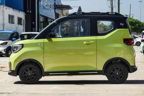 Range de croisière de 120-170Km Wuling Mini voiture électrique avec structure de carrosserie 3 portes 4 places