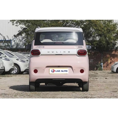 2024 SUV électrique Voiture Baojun Yueye 303km Véhicules à énergie 3 portes 4 places Structure de la carrosserie