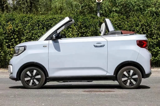 Volant gauche Wuling Hongguang Mini Véhicule électrique pur pour un trajet respectueux de l'environnement