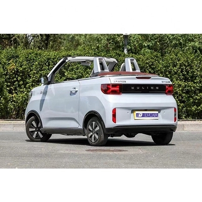 Volant gauche Wuling Hongguang Mini Véhicule électrique pur pour un trajet respectueux de l'environnement