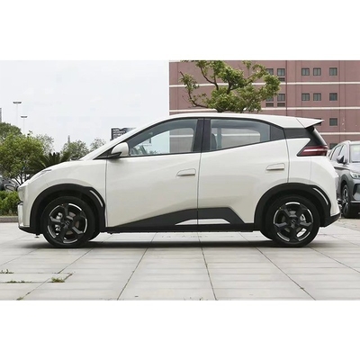 BYD Seagull 2023 SUV électrique avec une puissance maximale de 55 kW et un temps de charge de 0,5 heure